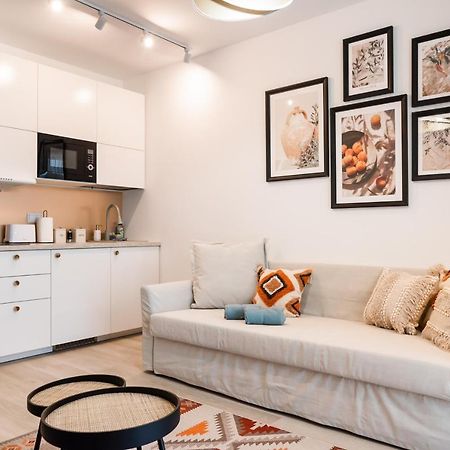 Wola Cosy White Apartment Varsovie Extérieur photo