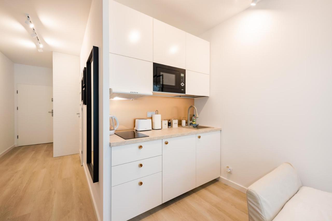 Wola Cosy White Apartment Varsovie Extérieur photo